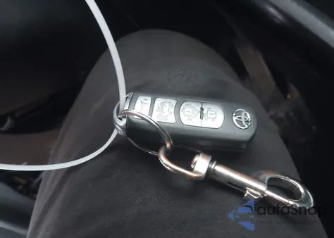 2017 Toyota Yaris Ia z USA, uszkodzony, nr VIN 3MYDLBYV5HY151276